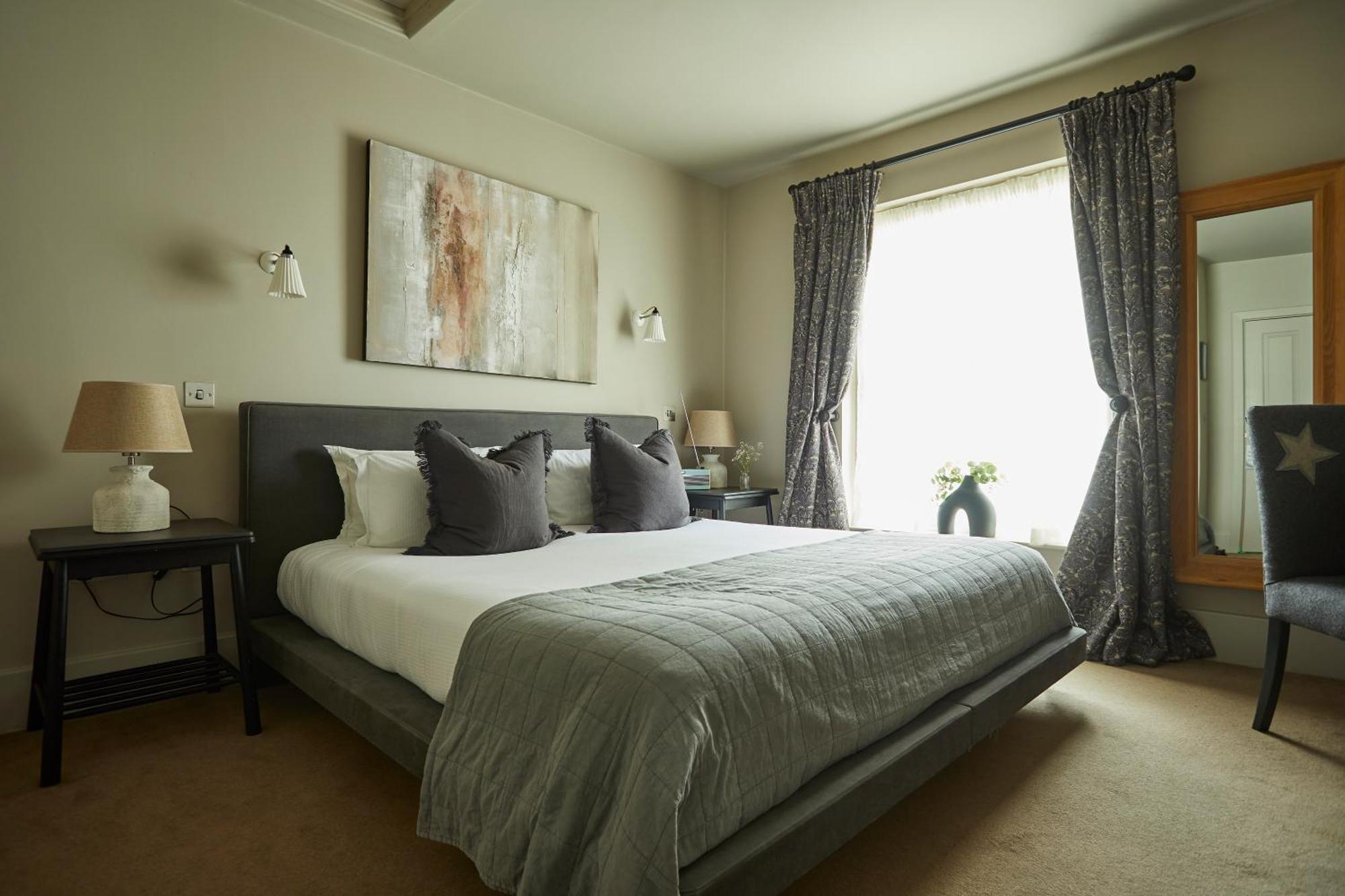 Отель The Grosvenor Arms Шефтсбери Экстерьер фото