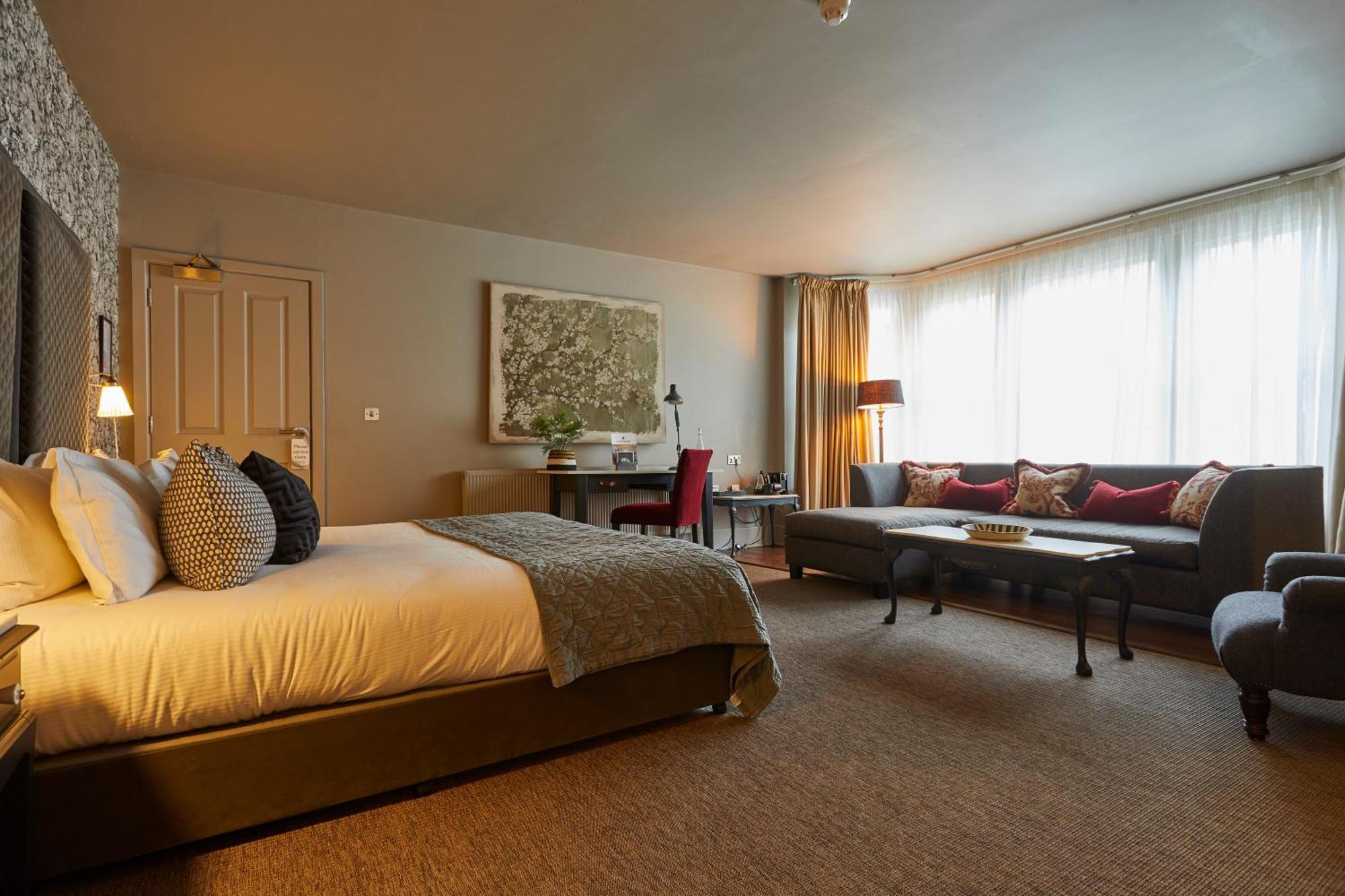 Отель The Grosvenor Arms Шефтсбери Экстерьер фото